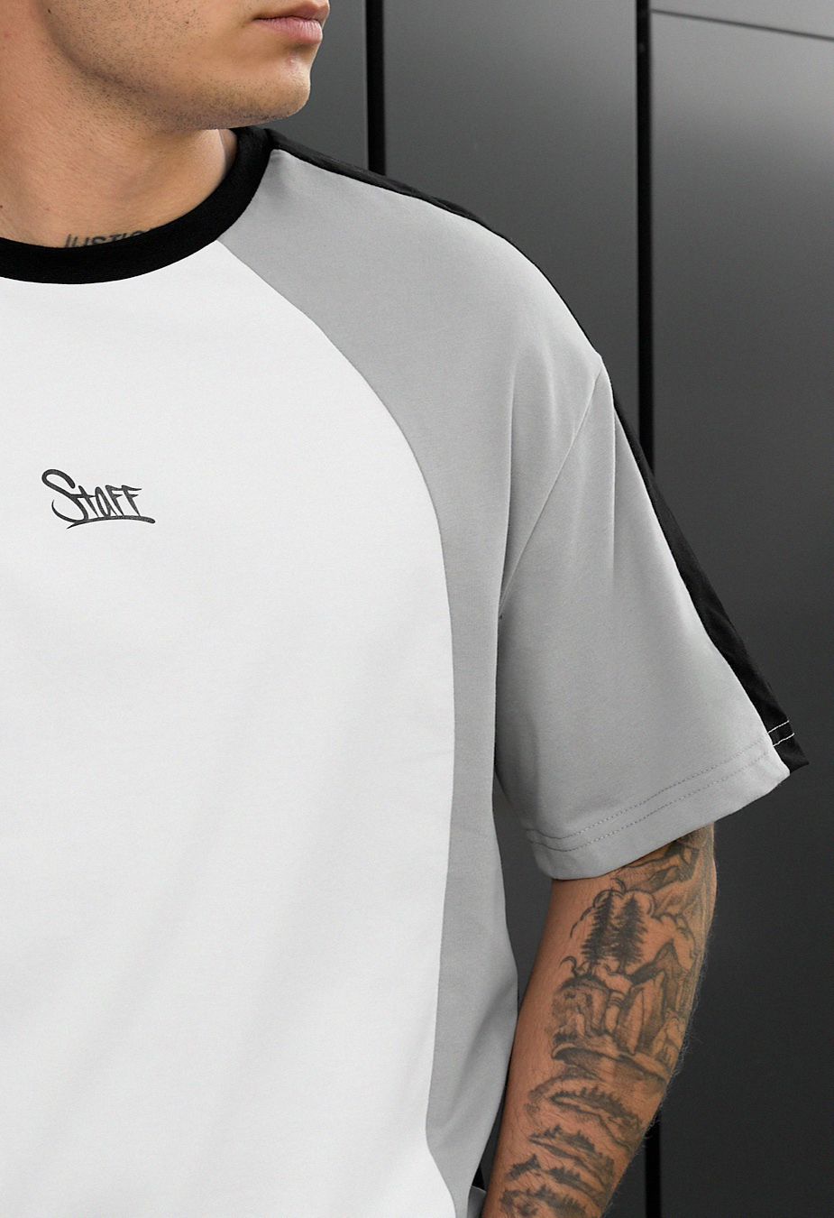 Tricou Staff colors & logo oversize
