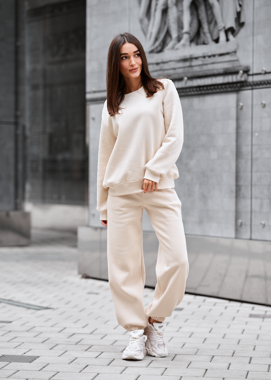 Costum de trening de damă Staff volu milk oversize fleece