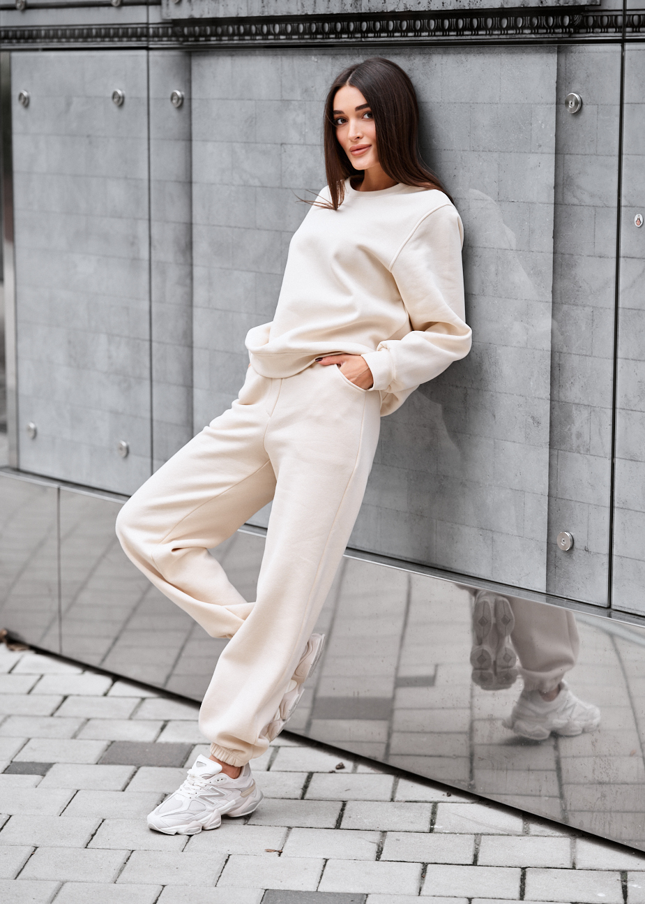 Costum de trening de damă Staff volu milk oversize fleece