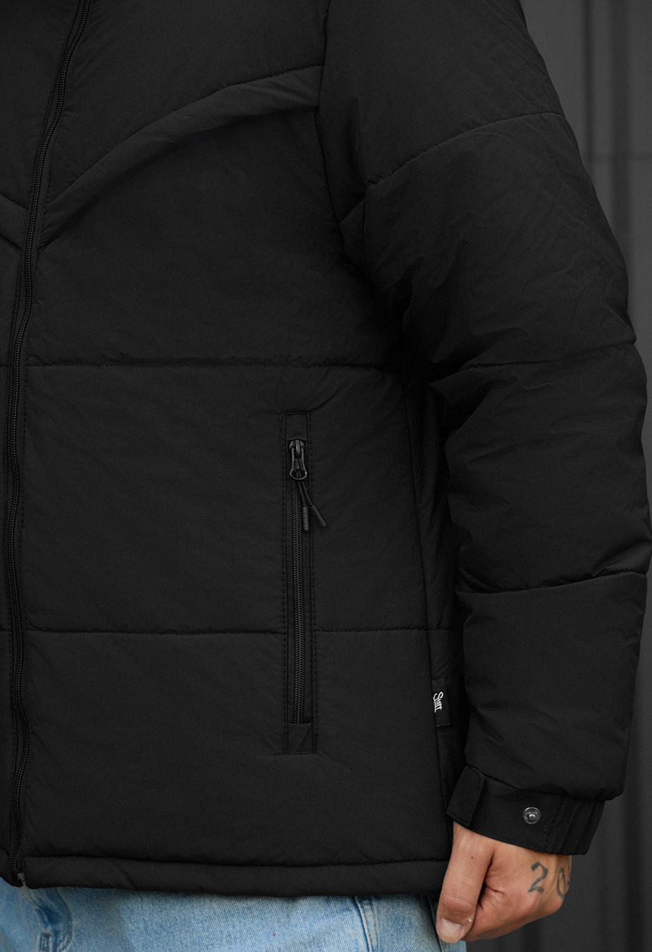 Geacă de iarnă Staff vorn black