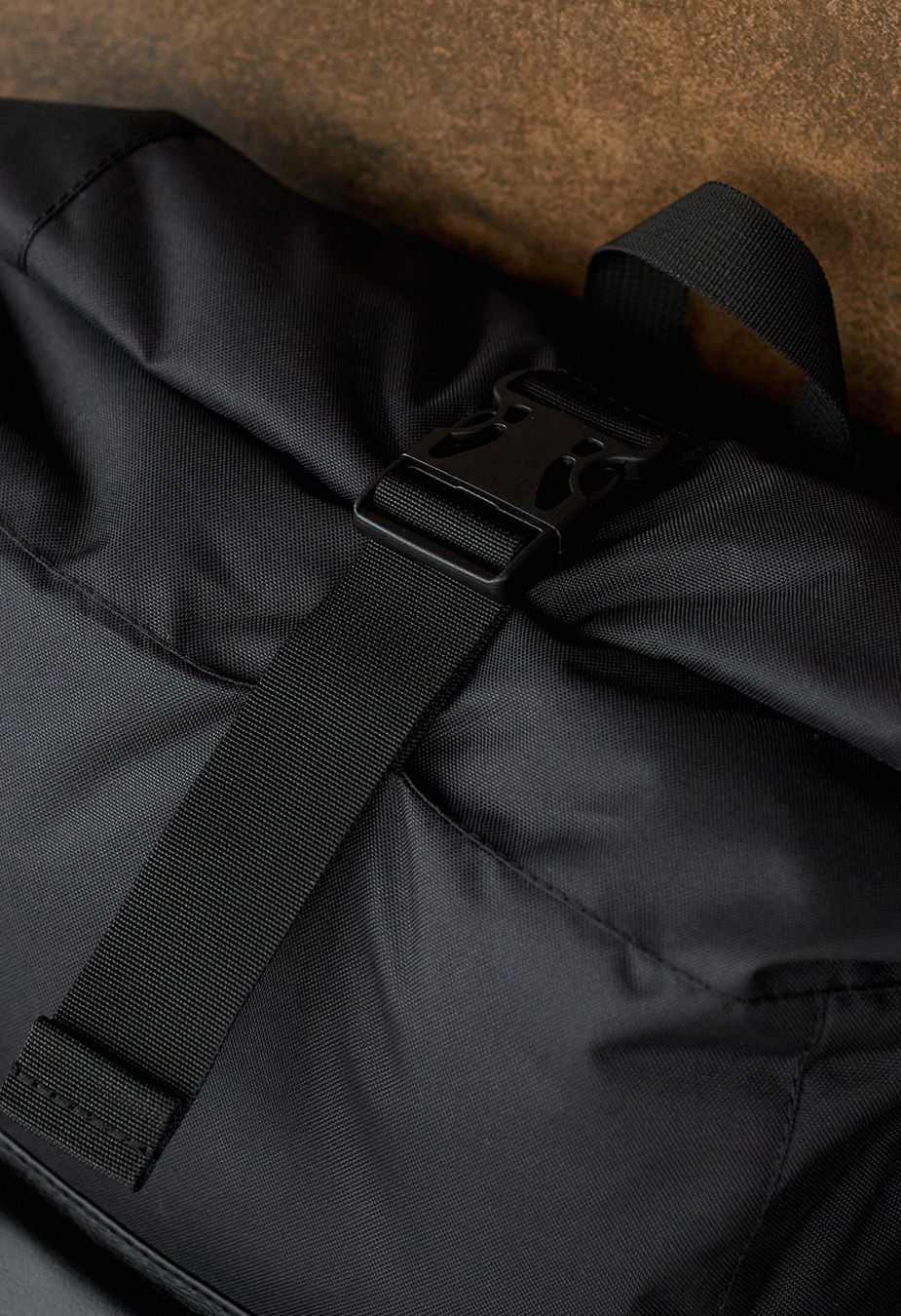 Rucsac Staff rolltop 22L all black