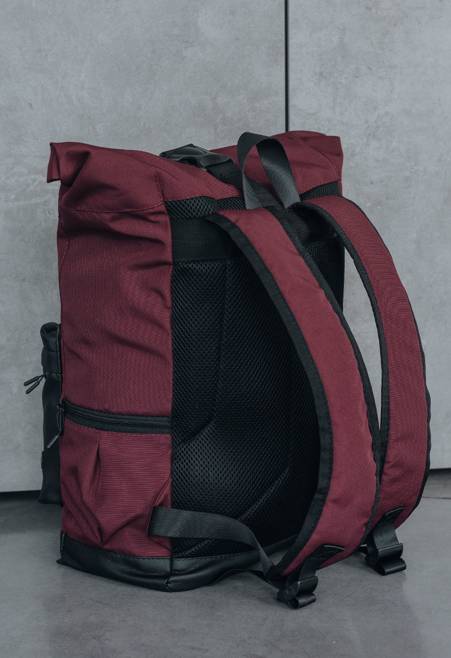 Rucsac Staff rolltop 22L black & bordo