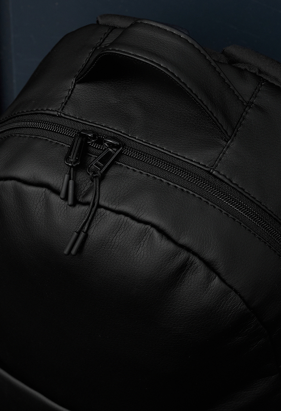 Rucsac Staff op 19L black leather