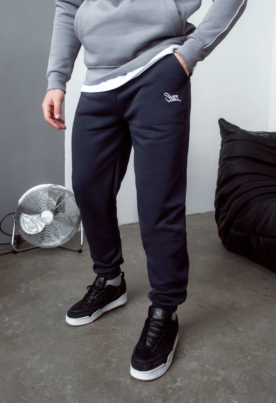 Pantaloni de trening Staff op navy logo fleece