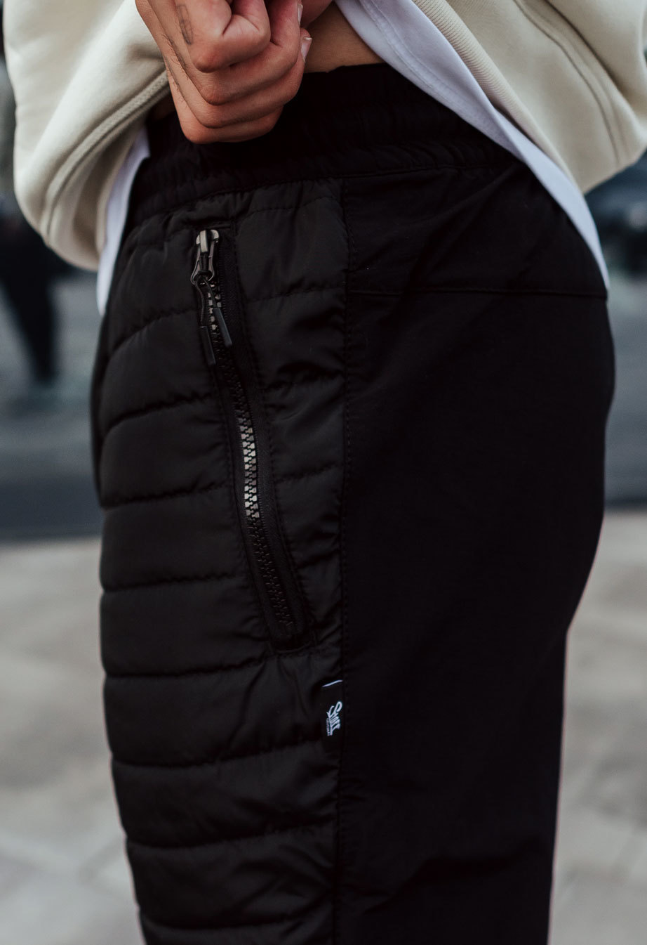 Pantaloni izolați Staff ap microfleece black