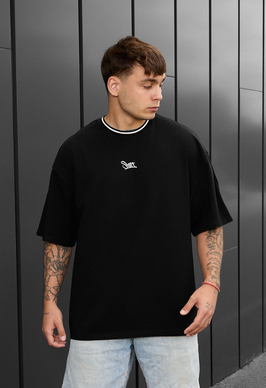 Tricou Staff black logo oversize