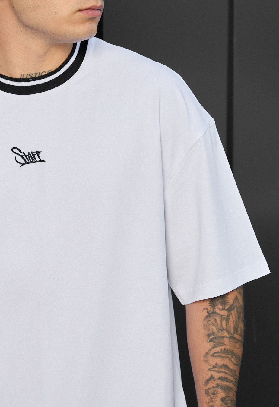 Tricou Staff white logo oversize