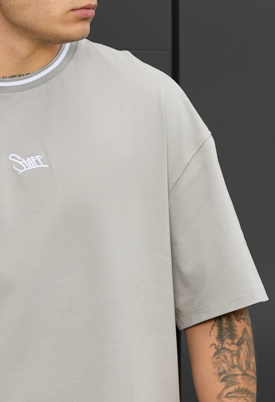 Tricou Staff gray logo oversize