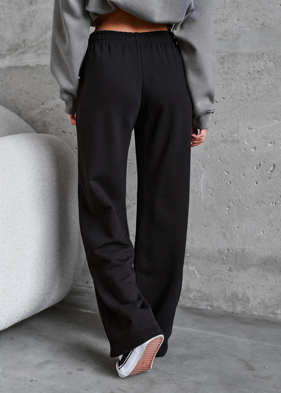 Pantaloni de trening de damă Staff mon black