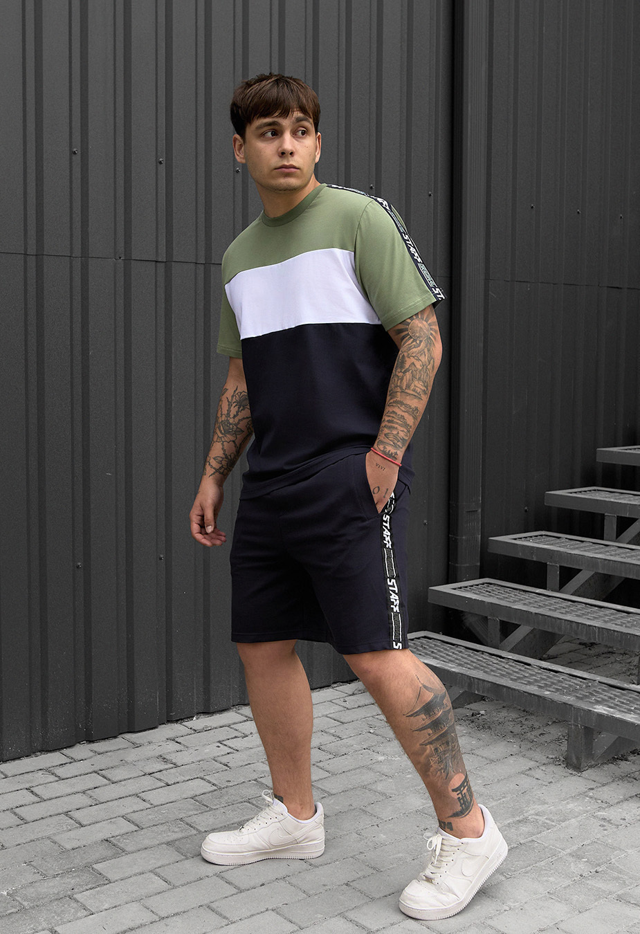 Set tricou + pantaloni scurț Staff fie mix