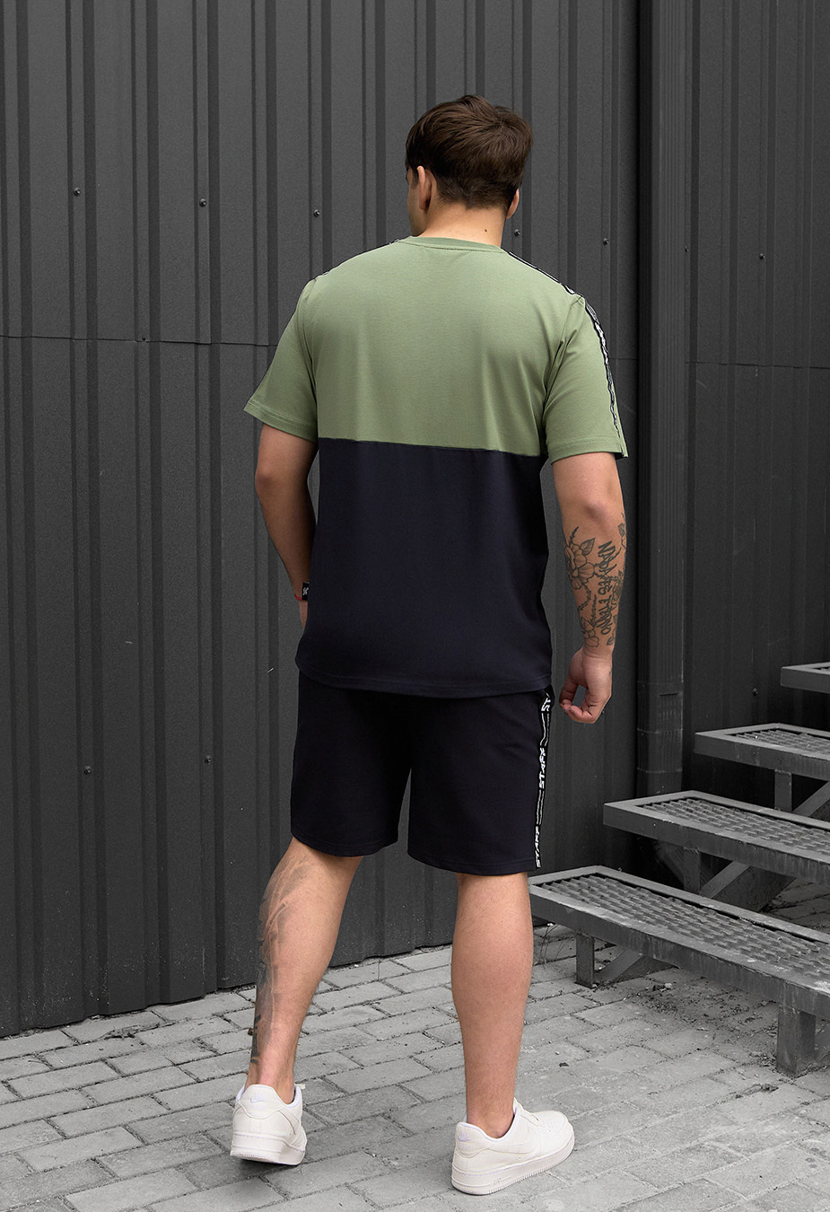 Set tricou + pantaloni scurț Staff fie mix