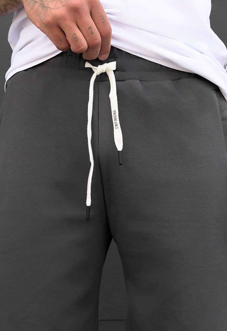 Pantaloni scurți tricotați Staff wh dark gray