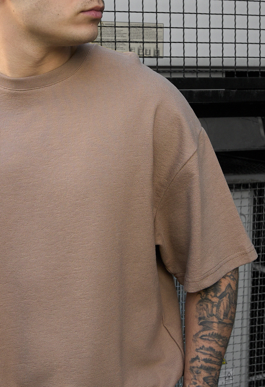 Set de vară tricou + pantaloni scurți Staff vic brown oversize