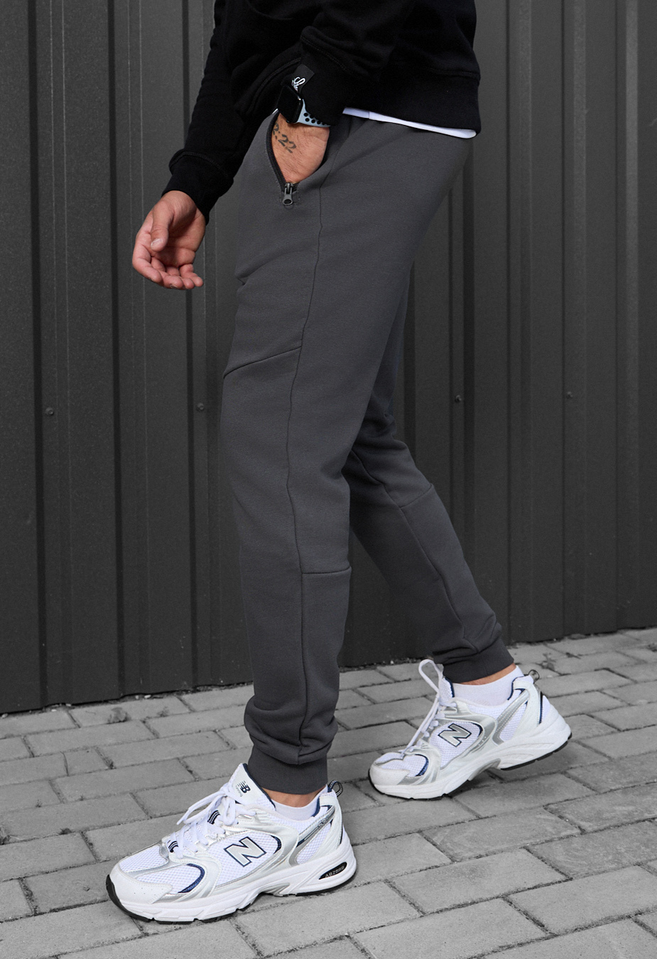 Pantaloni de trening Staff wol dark gray
