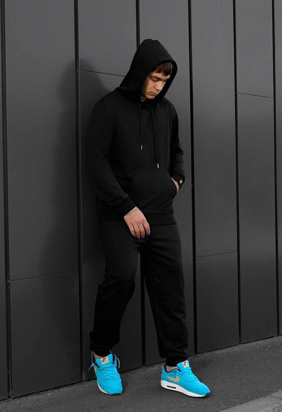 Costum de trening Staff hj black