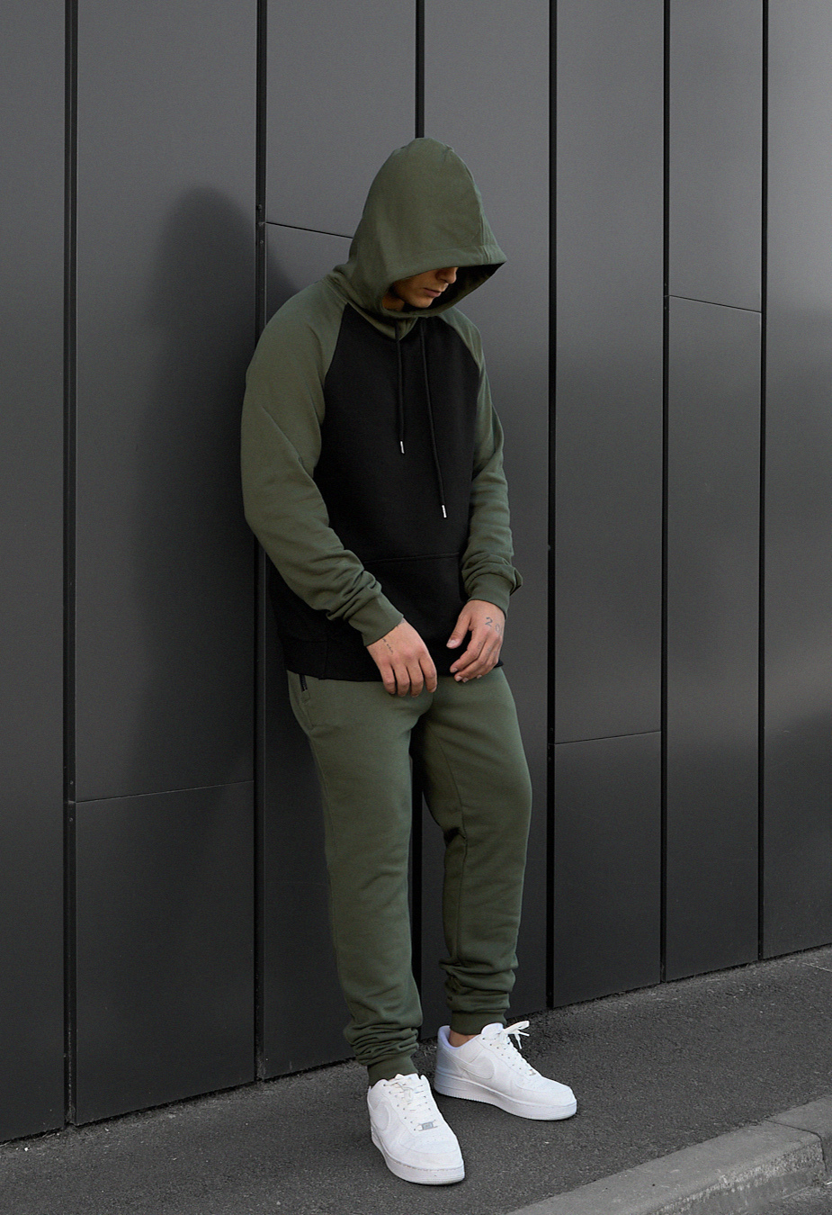 Costum de trening Staff ro khaki & black