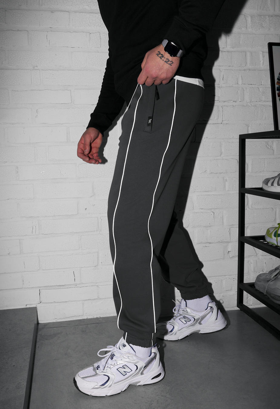 Pantaloni de trending Staff siv dark gray reflective