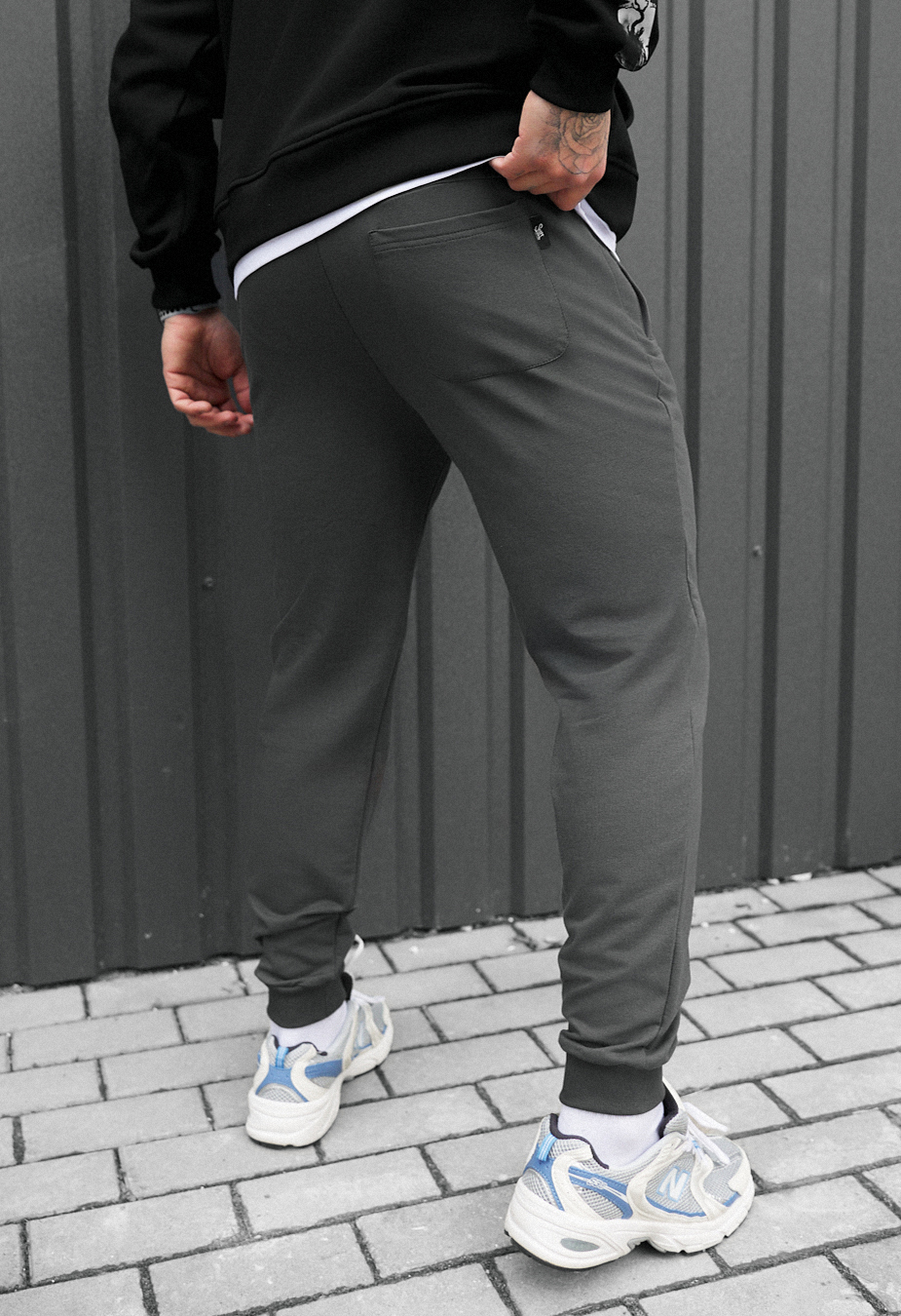 Pantaloni de trening Staff go dark gray