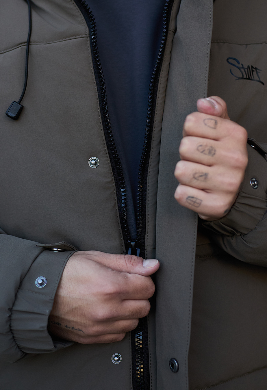 Geacă de iarnă Staff golu dark khaki
