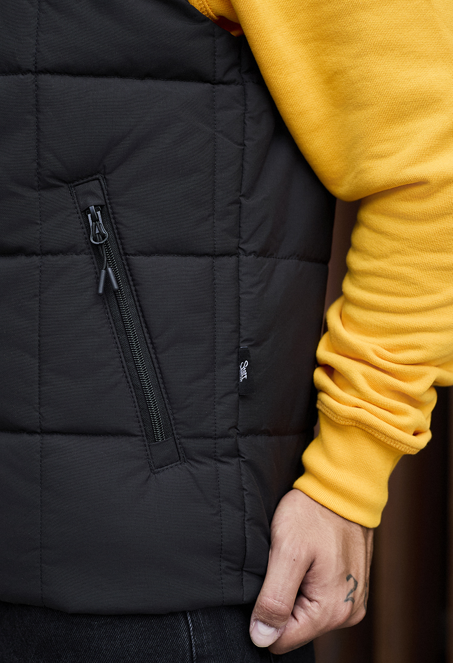 Vestă Staff ani black3