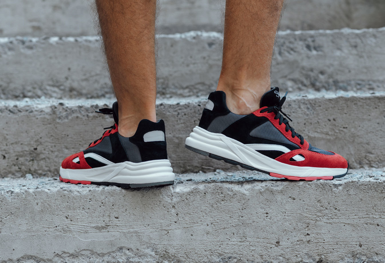 Adidași Staff dark gray & red & black