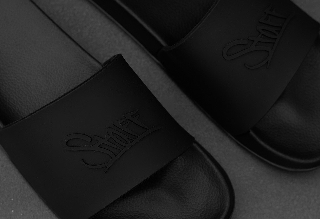 Papuci Staff Staff all black logo