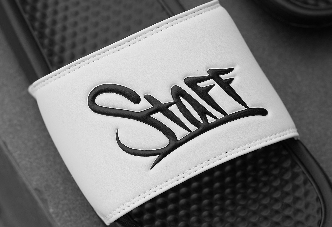 Papuci Staff white & black logo