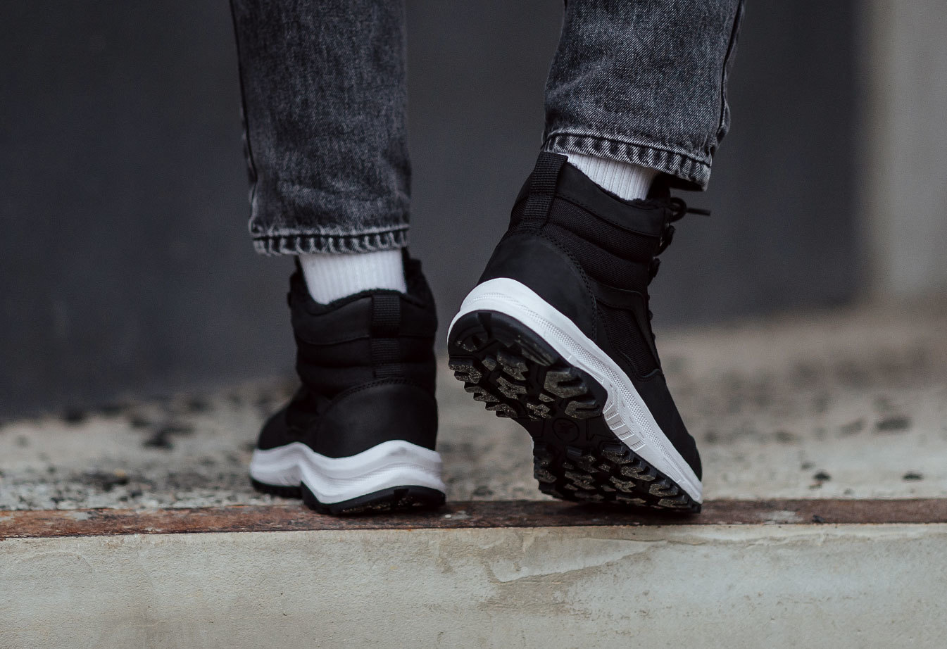 Zimowe buty Staff black2