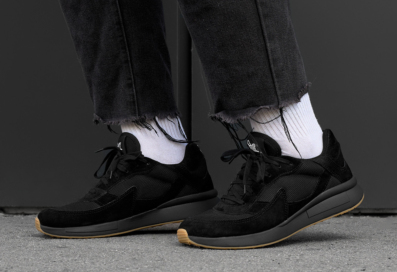 Adidași Staff all black