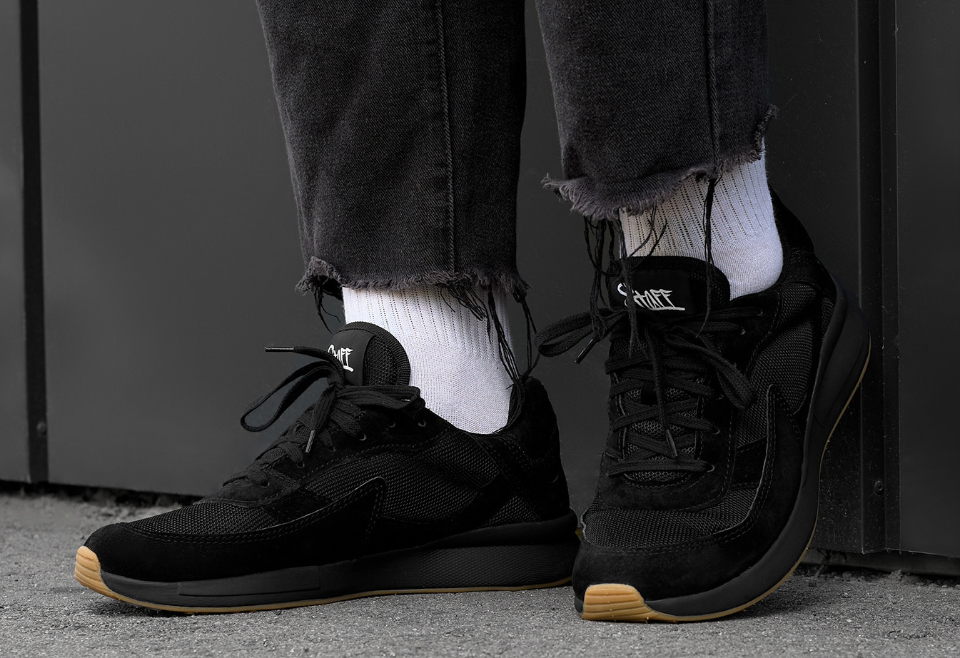 Adidași Staff all black