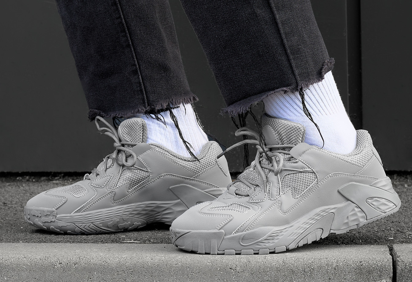 Adidași Staff gray reflective