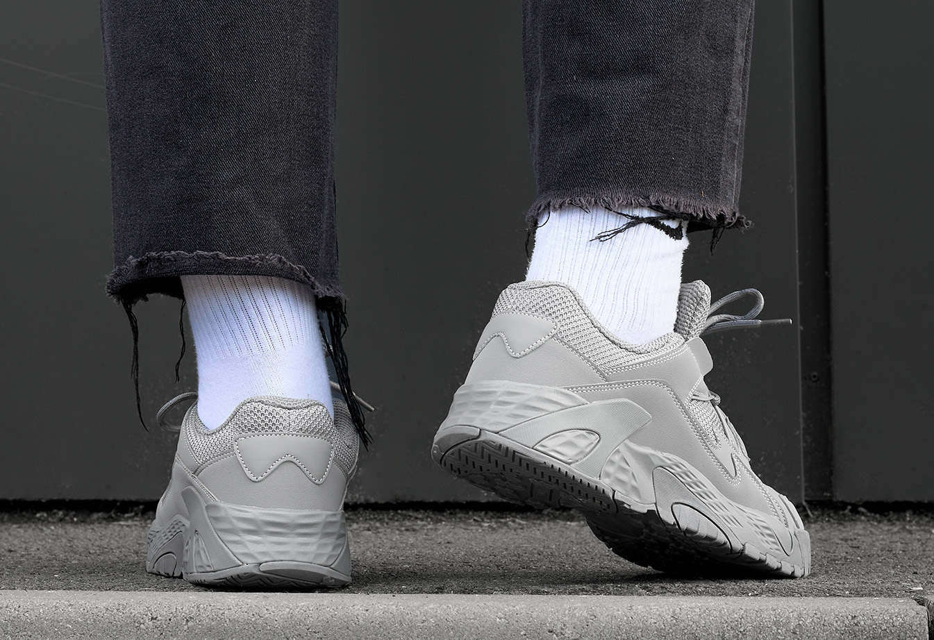 Adidași Staff gray reflective