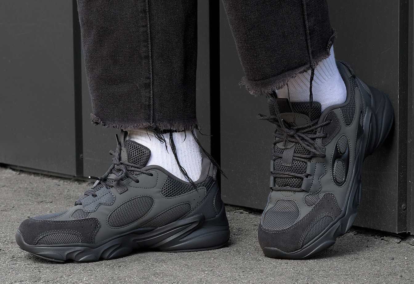 Adidași Staff dark gray