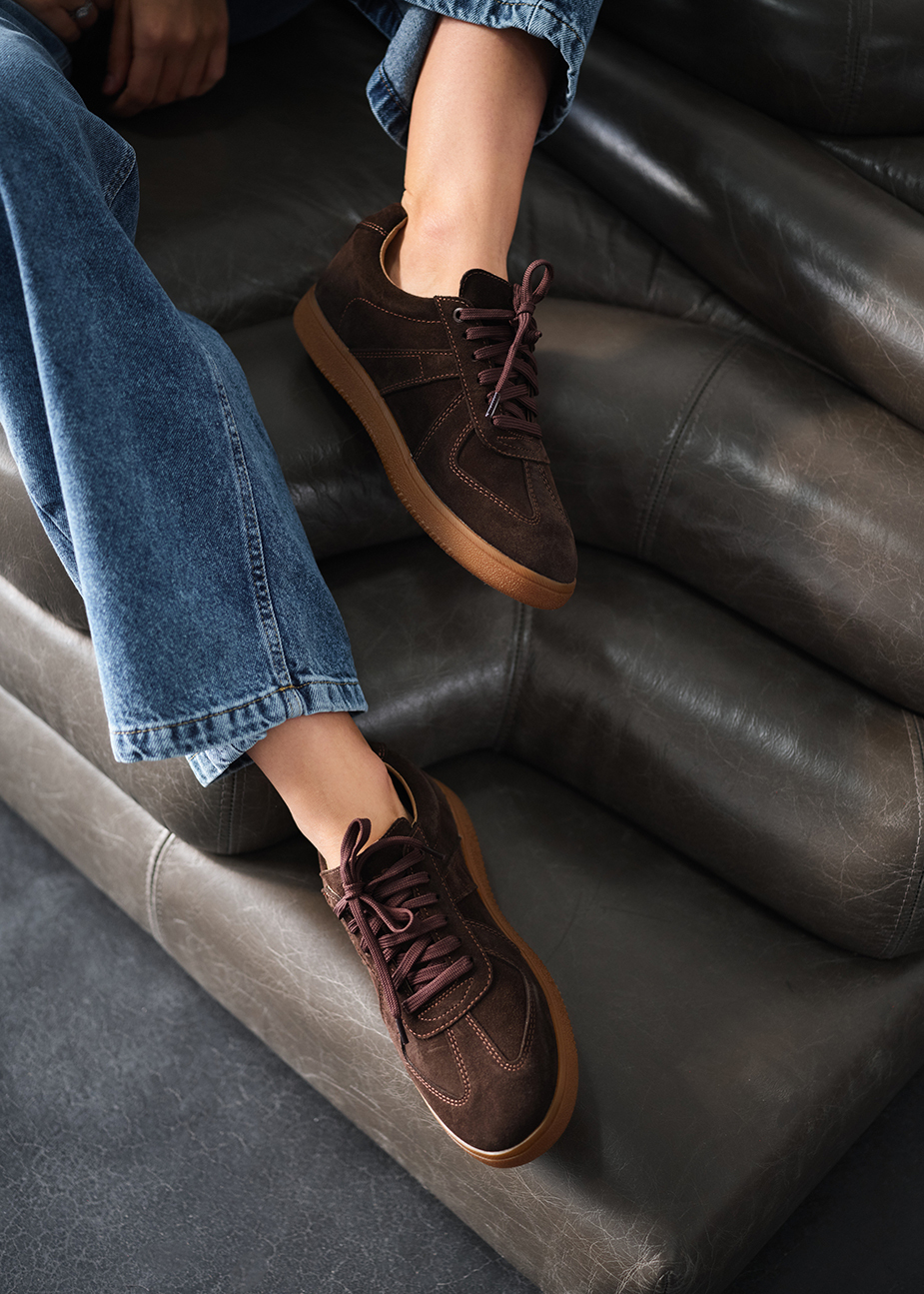 Adidași de damă Staff brown