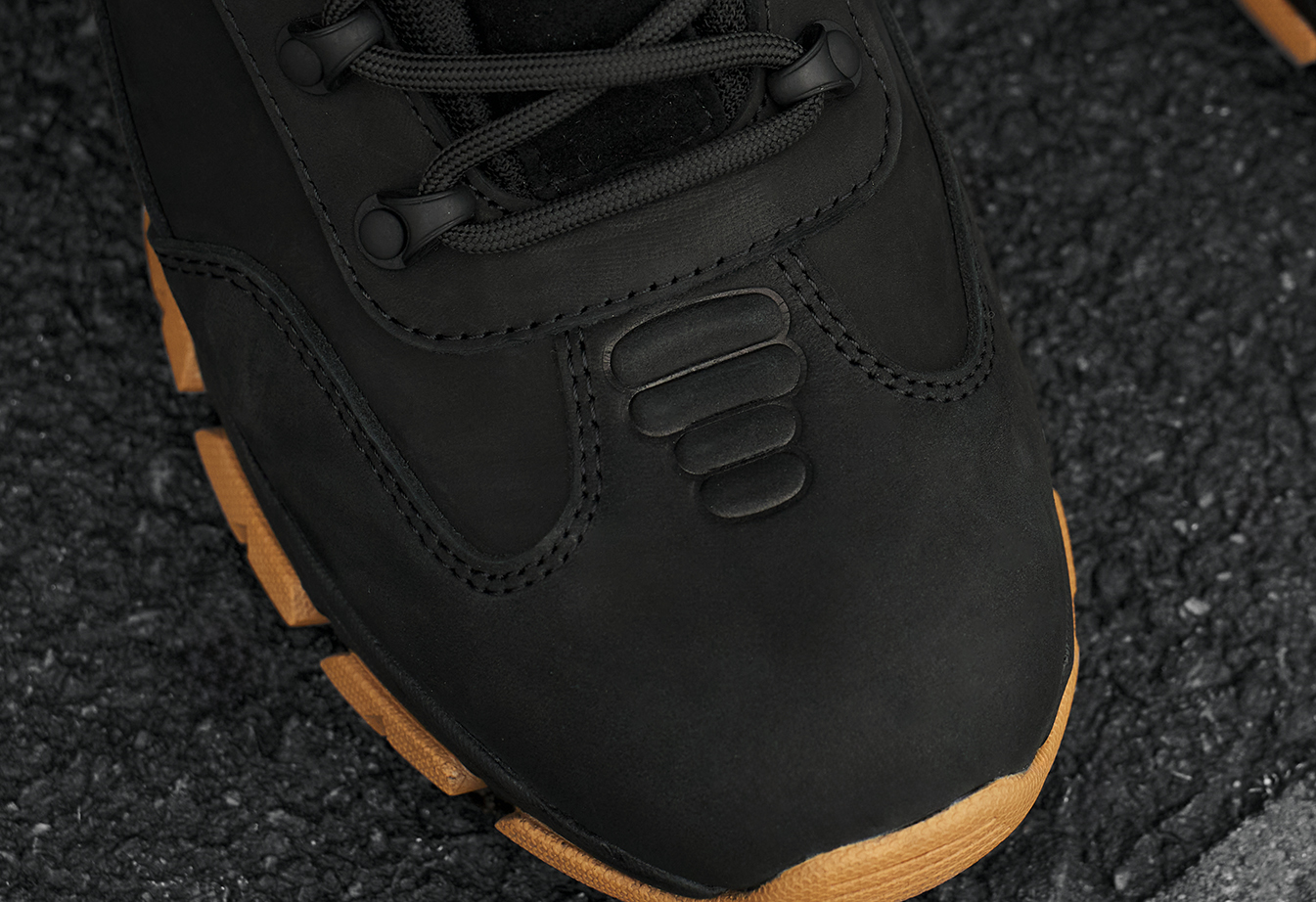 Adidași de iarnă Staff black (хутро)