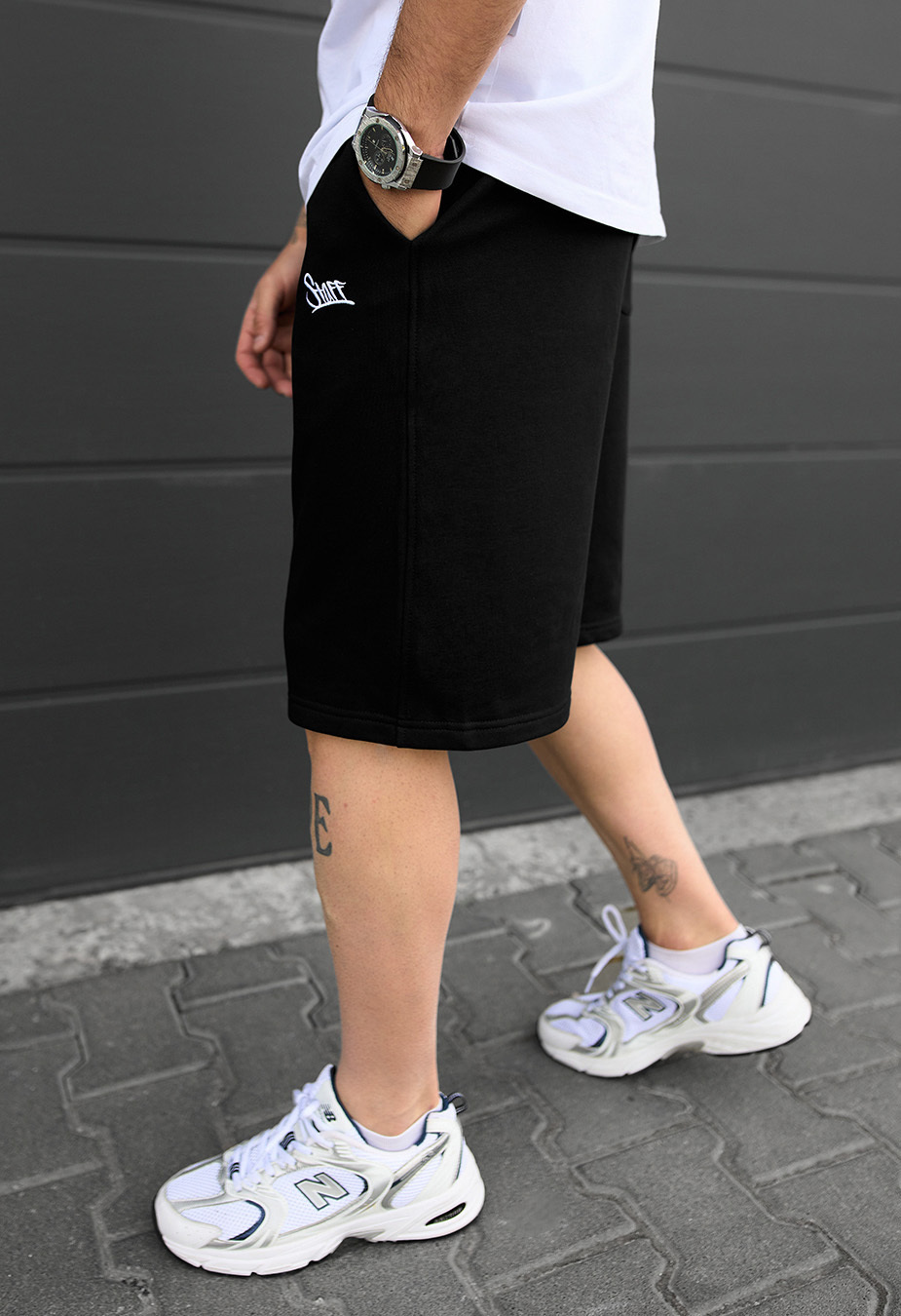Pantaloni scurți tricotați Staff nes black logo