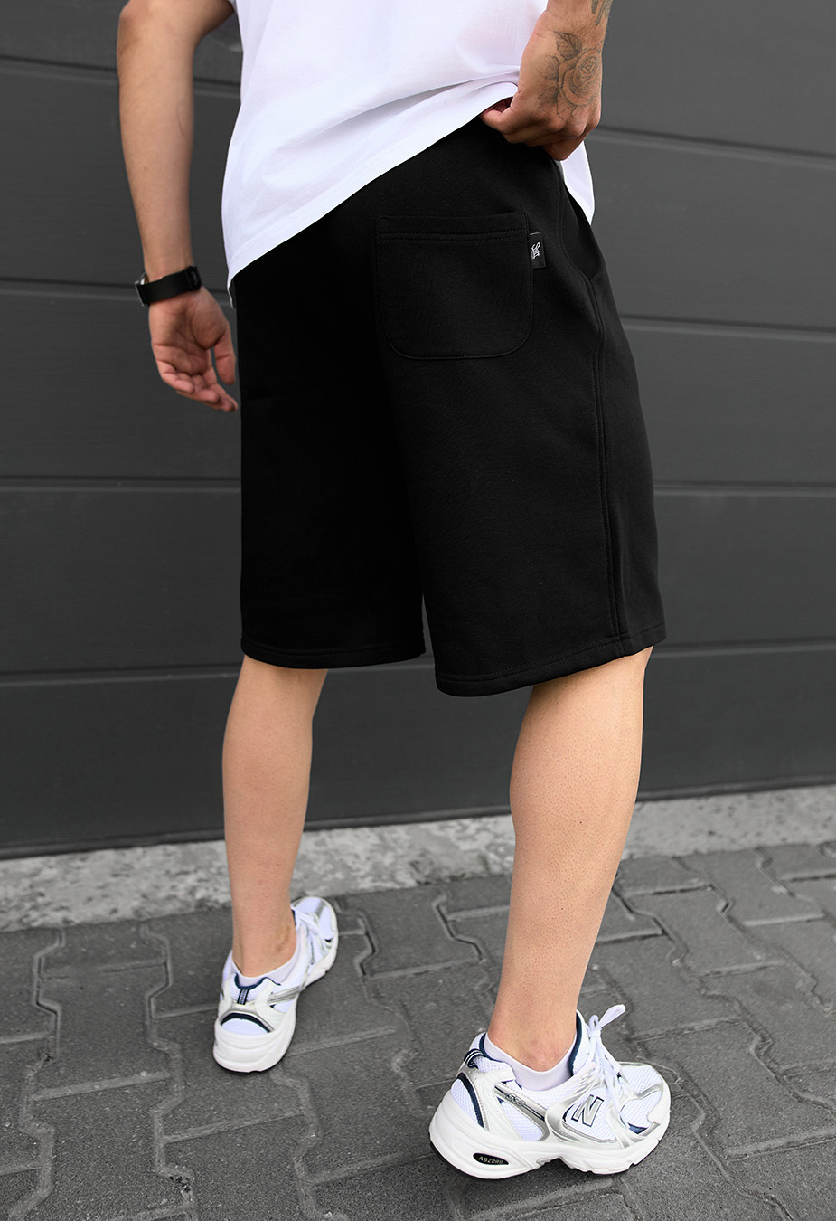 Pantaloni scurți tricotați Staff nes black logo