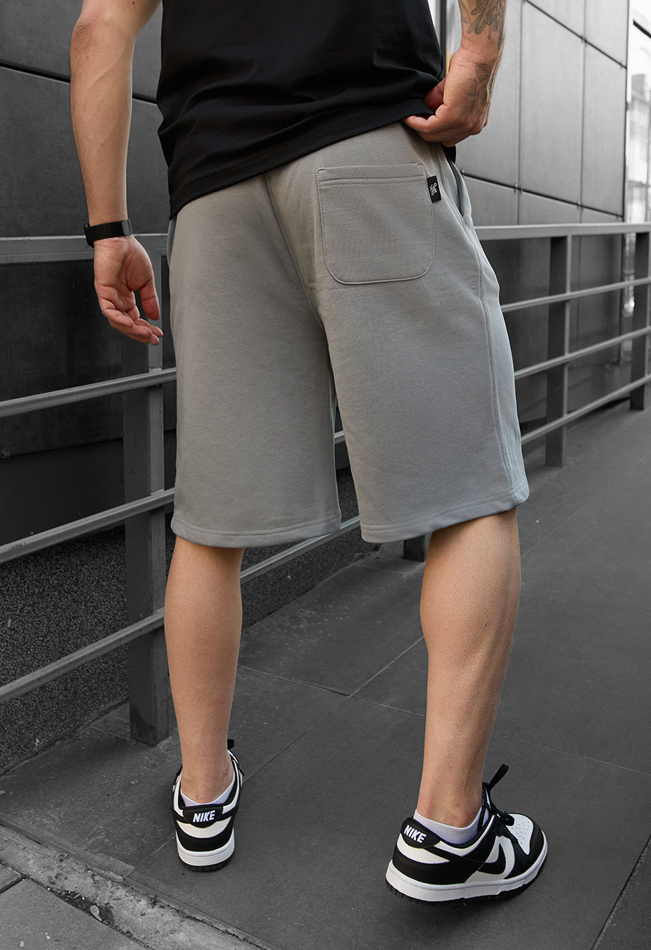 Pantaloni scurți tricotați Staff nes olive