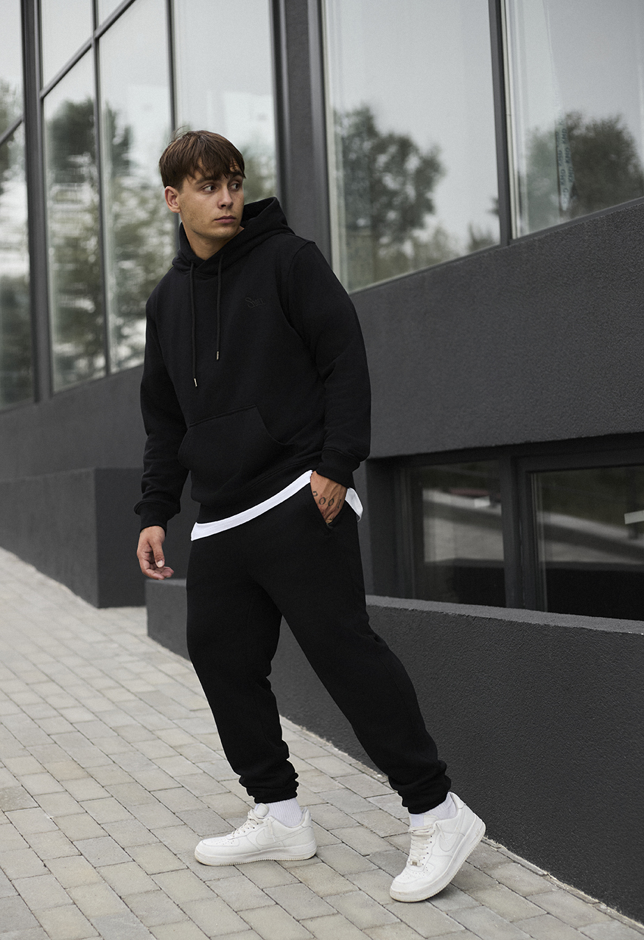 Costum de trening Staff me black logo