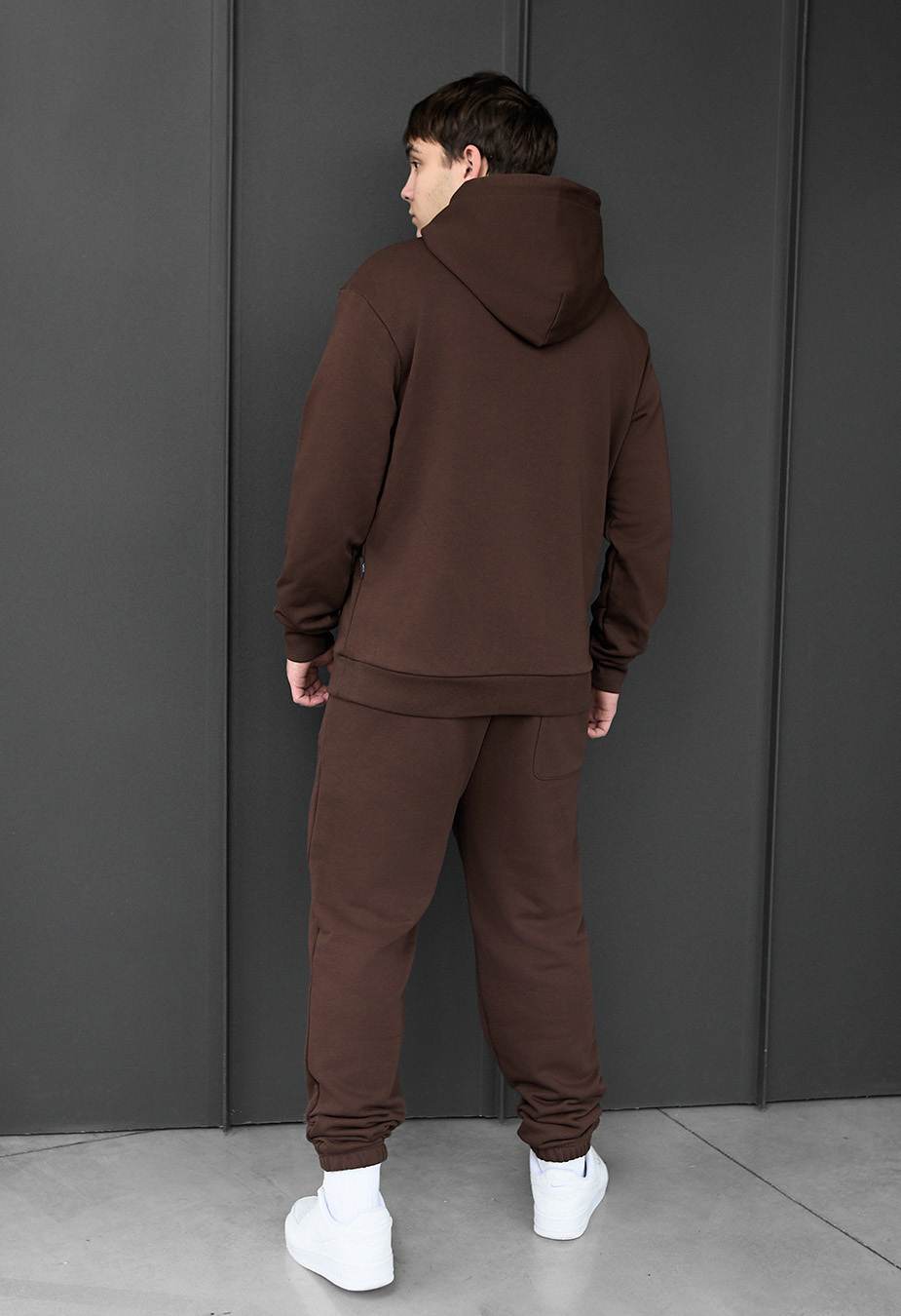Costum de trening Staff fad brown