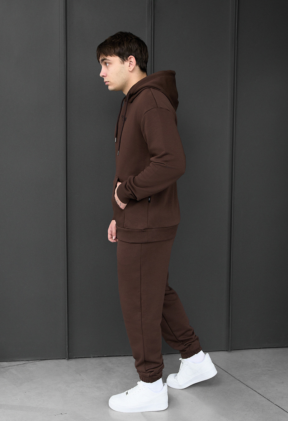 Costum de trening Staff fad brown