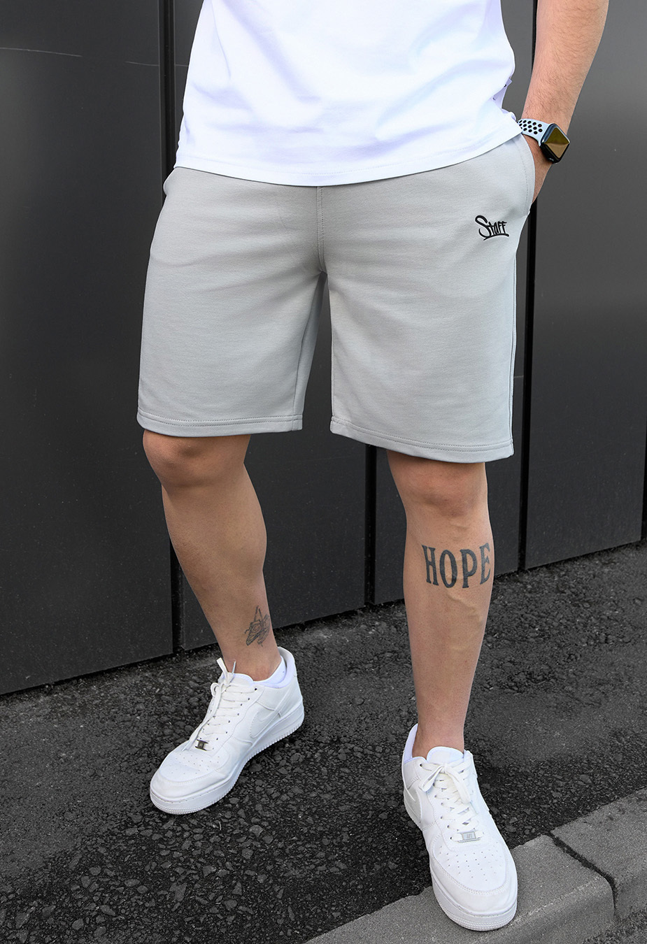 Pantaloni scurți tricotați Staff light gray logo