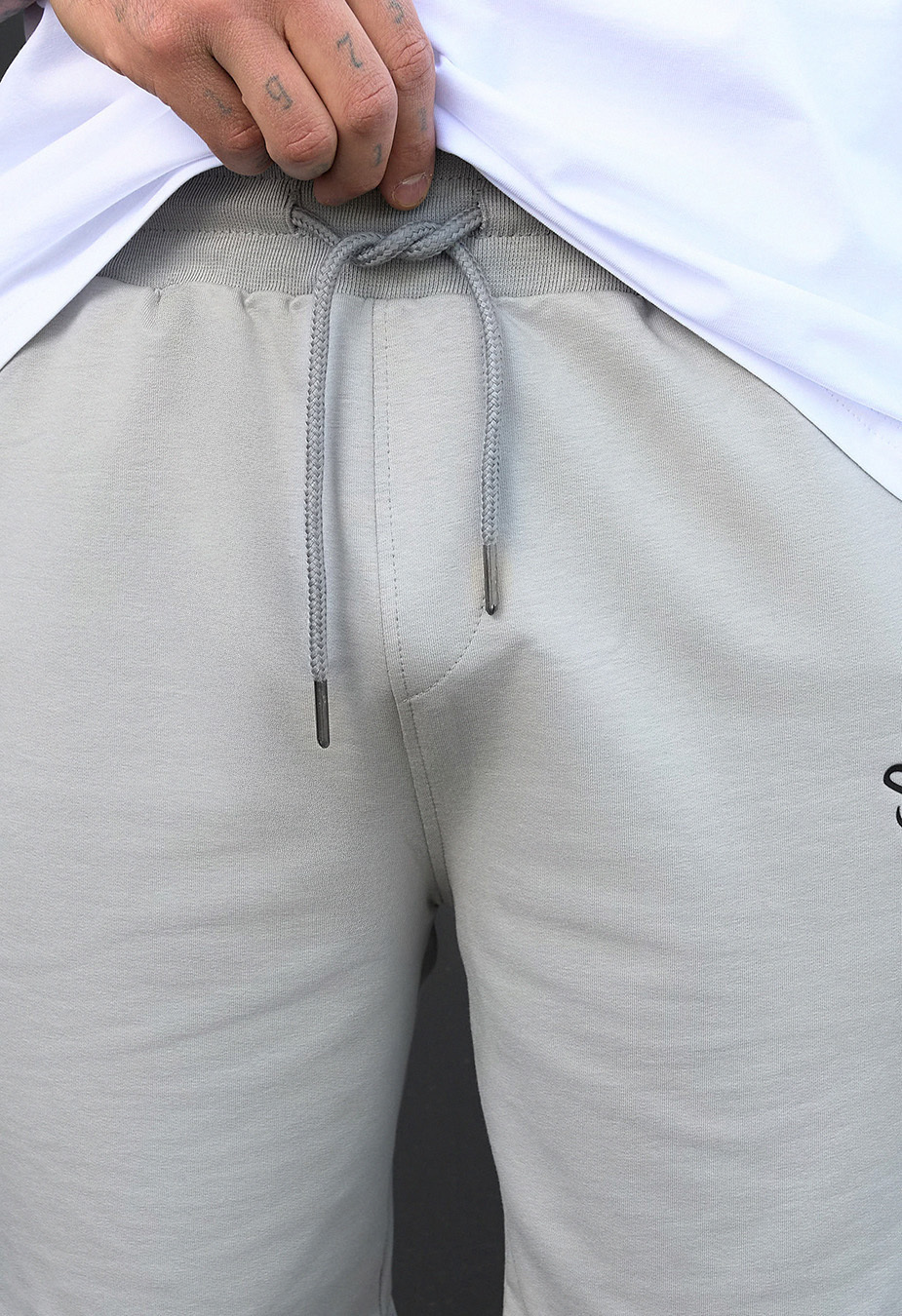 Pantaloni scurți tricotați Staff light gray logo