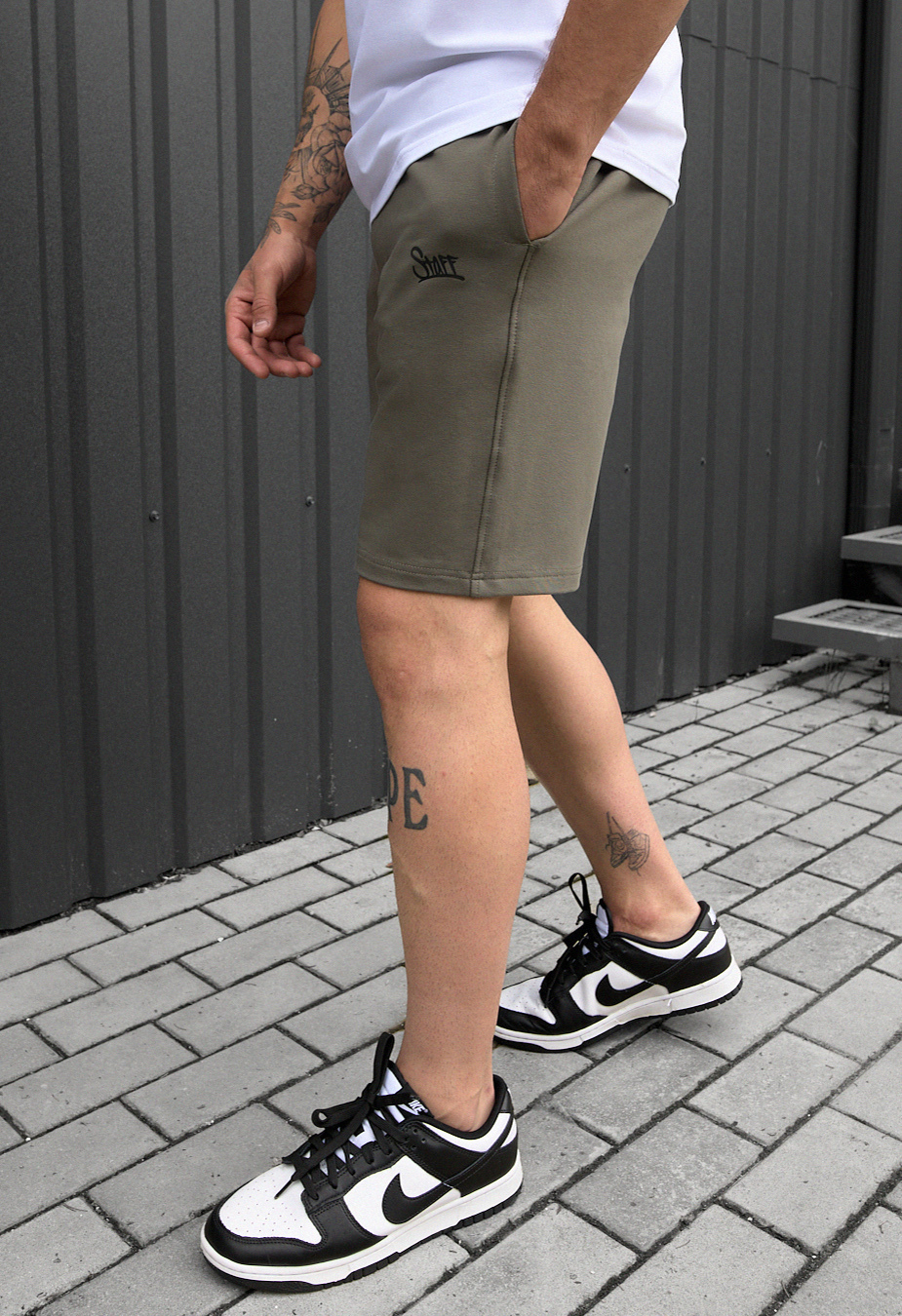 Pantaloni scurți tricotați Staff dark olive logo