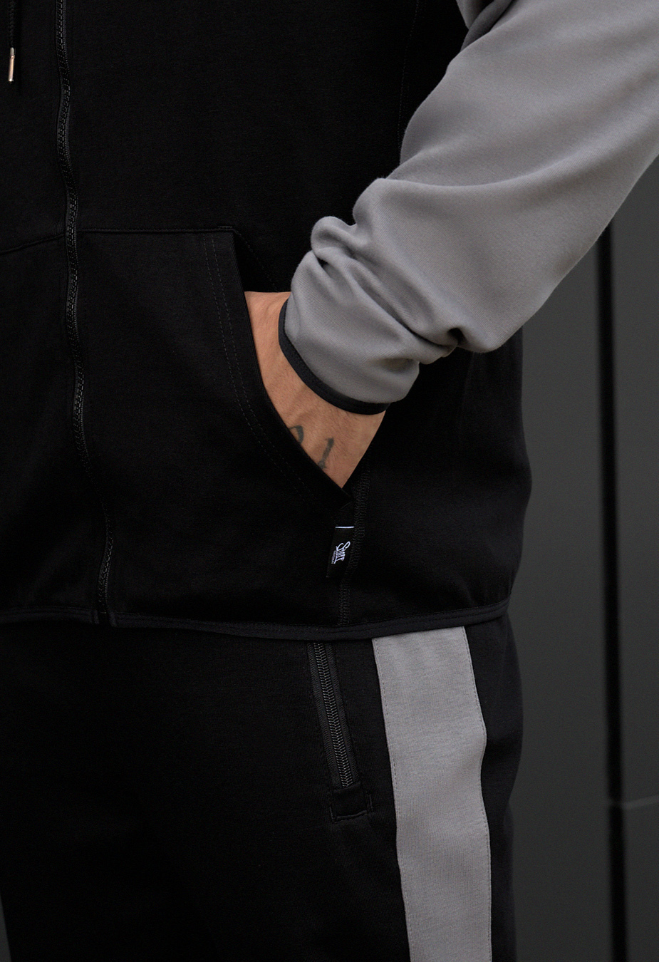 Costum de trening Staff evi gray & black