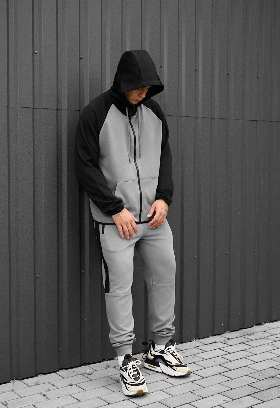 Costum de trening Staff evi gray & black2