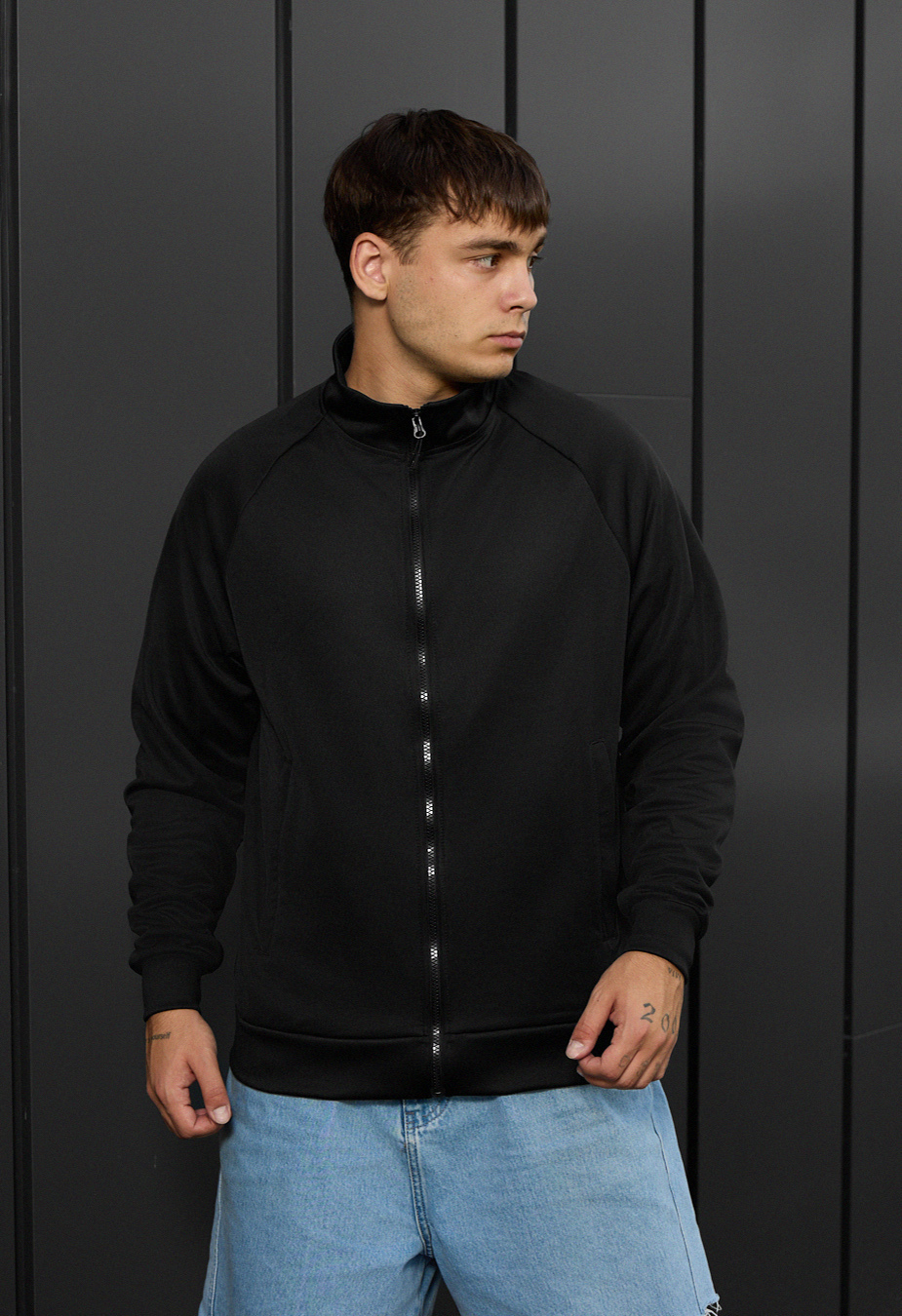 Bluză cu fermoar Staff all black