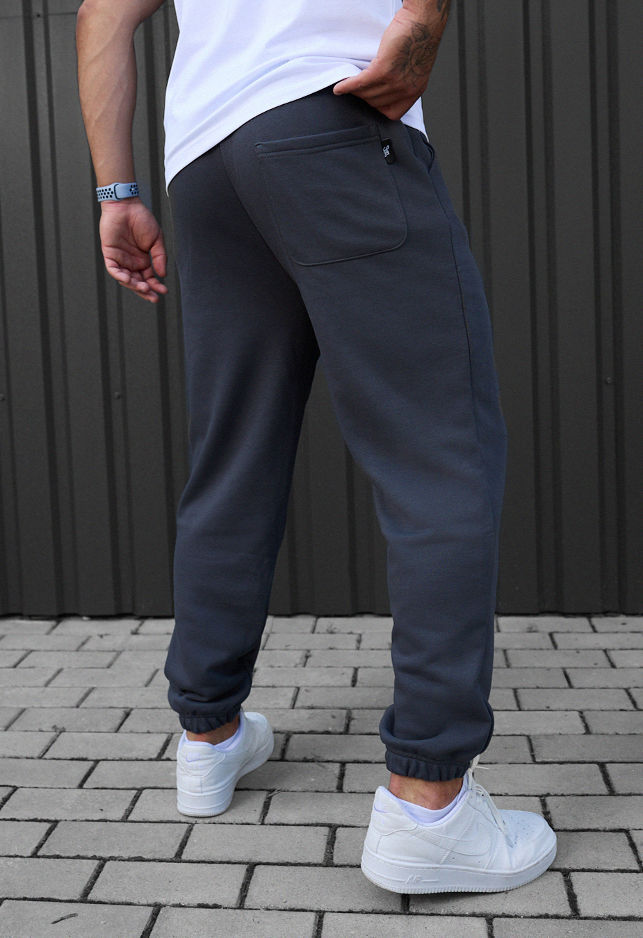 Joggeri Staff fa dark gray logo