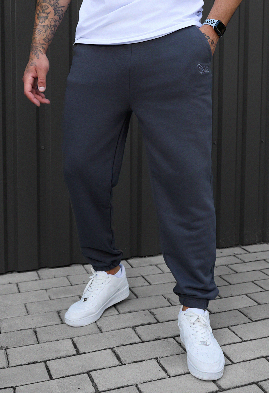 Joggeri Staff fa dark gray logo