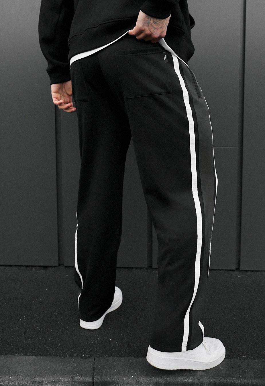 Pantaloni de trening Staff che